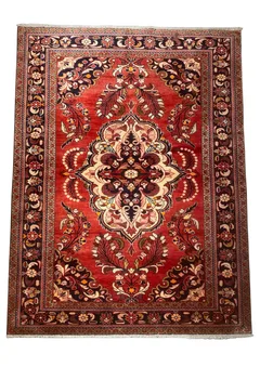 Bakhtiari Red Floral Medallion