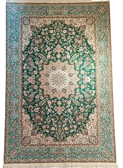 Nain Emerald Garden Medallion