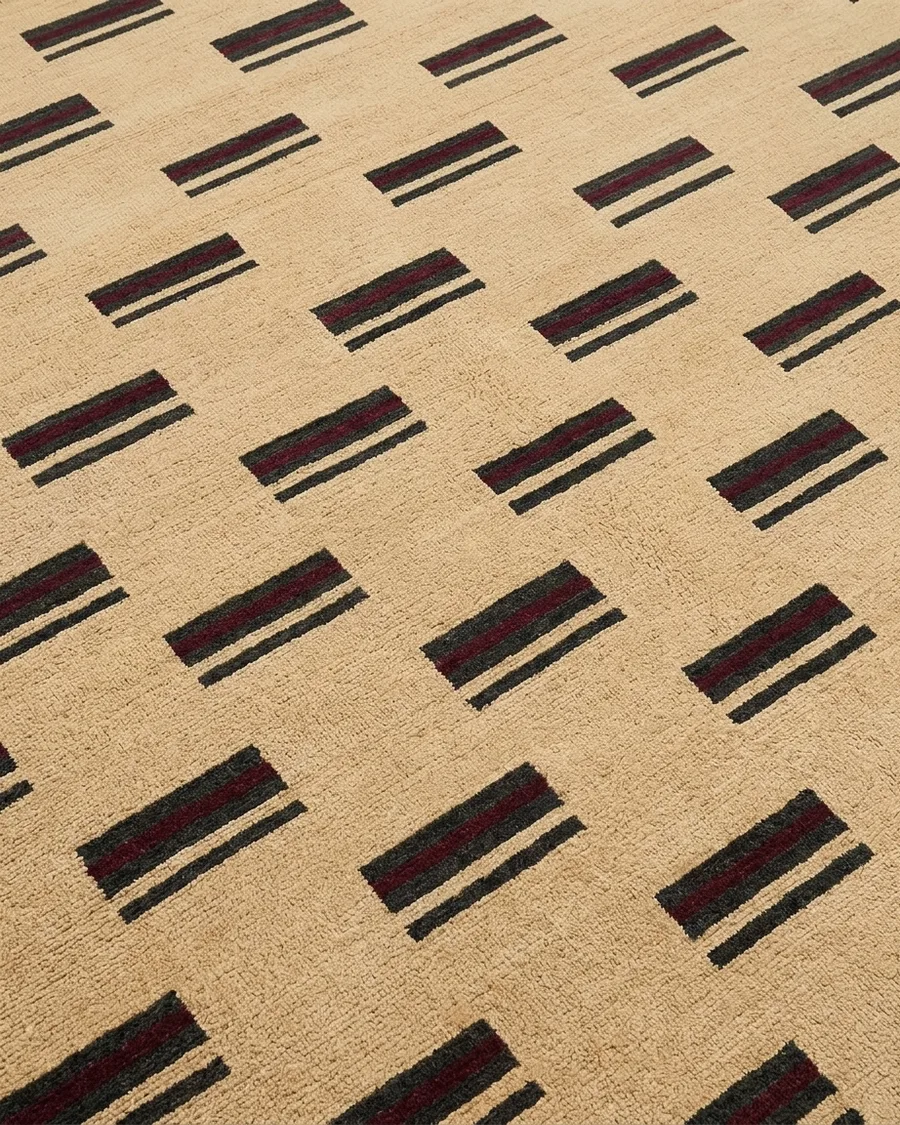 Gabbeh Stripe Grid Sand, Fars Province, Iran modern rug, in sand, Wool, 183 × 244 cm (6'0" × 8'0"), Nasim Carpets Malaysia — view 3